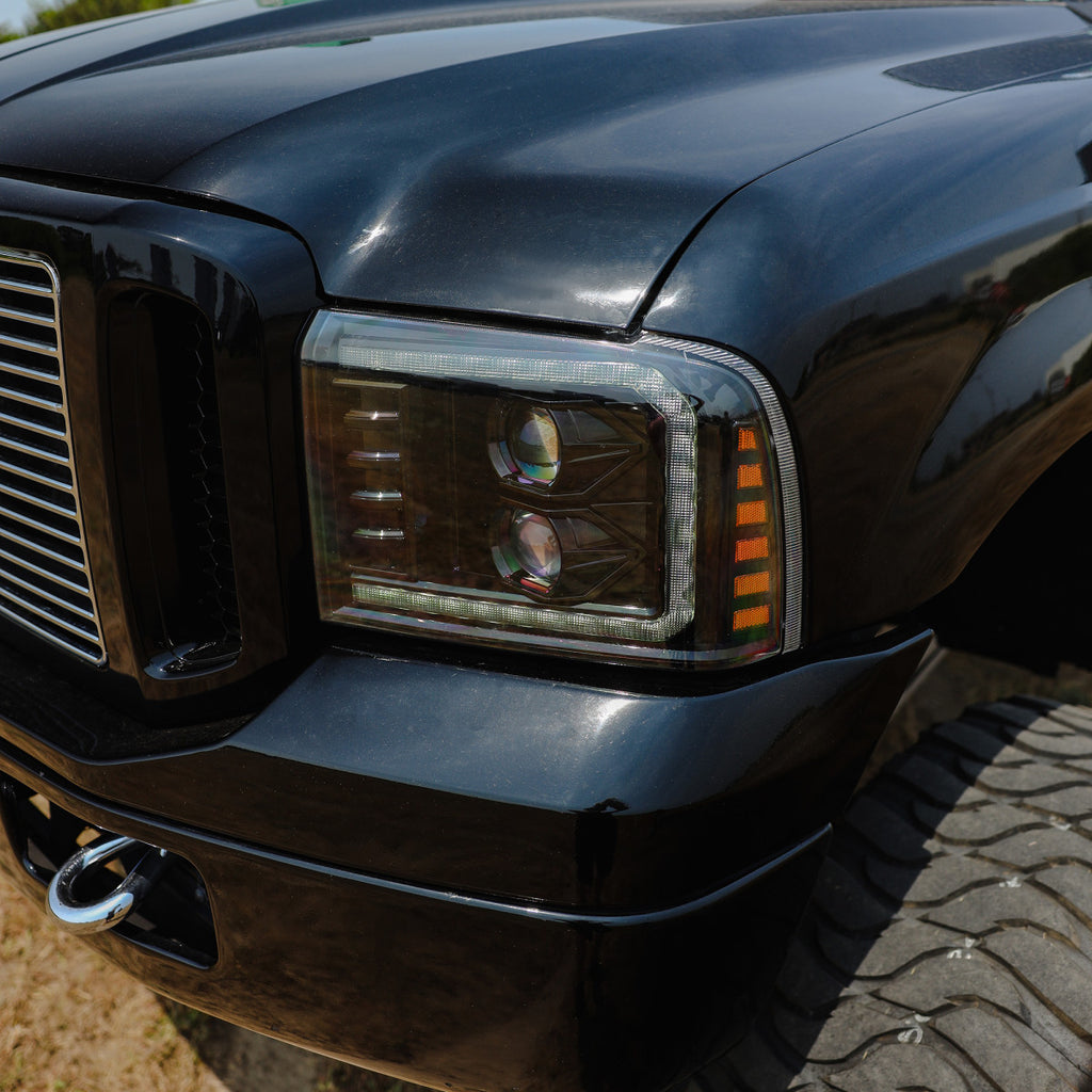 AlphaRex 05-07 Ford Super Duty/Excursion LUXX-Series LED Projector Headlights - Alpha-Black