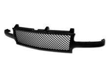 Load image into Gallery viewer, Armordillo 1999-2002 Chevy Silverado 1500 Mesh Grille Gloss Black