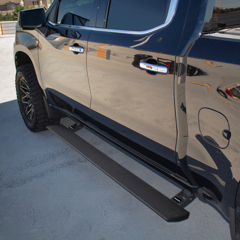 Go Rhino Chev Silverado 1500  2500/3500HD CC 4dr E-BOARD E1 Running Board Kit - Tex. Blk