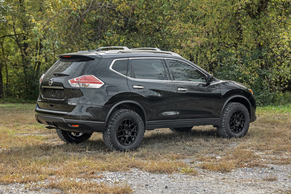 Nissan Rogue 4WD (2014+) equipped with Lifted Struts from the 1.5 Inch Lift Kit package