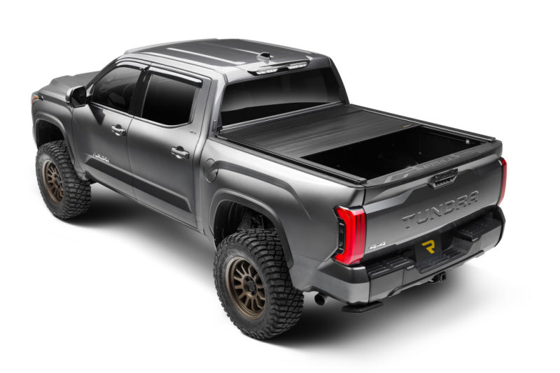 Retrax 18+ Toyota Tundra CrewMax 5.5ft. Bed (w/o Deck Rail Sys) Retrax EQ