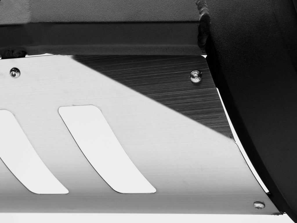 Armordillo 2000-2004 Ford Excursion AR Series Bull Bar - Matte Black W/Aluminum Skid Plate