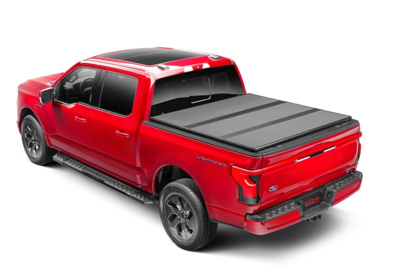 Extang 21-24 Ford F-150 (5ft. 7in. Bed) Solid Fold ALX