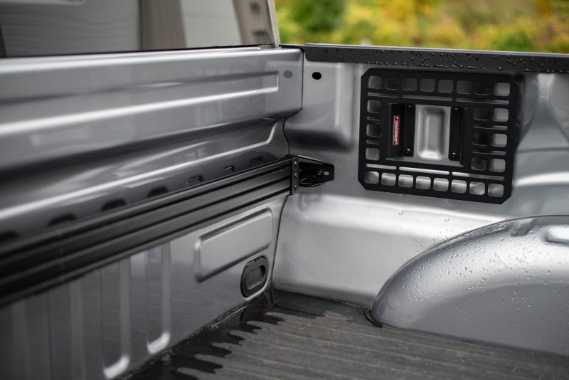 BuiltRight Industries 2015+ Ford F150/Raptor 5.5ft Bed - Bulkhead Rail System