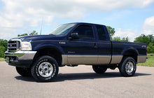 Load image into Gallery viewer, 2.5 Inch Leveling Kit - Leaf Spring - V2 - Ford F-250 F-350 Super Duty