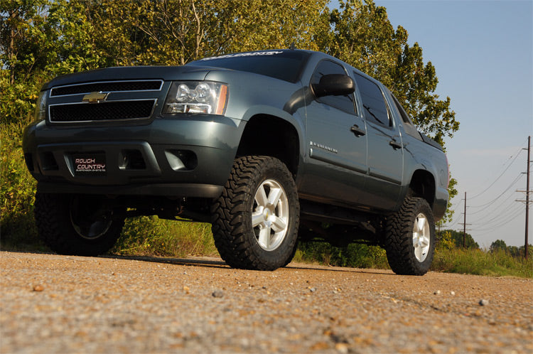 7.5 Inch Lift Kit - Chevy Avalanche 1500 2WD 4WD