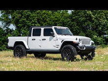 Load image into Gallery viewer, 2.5 Inch Leveling Kits