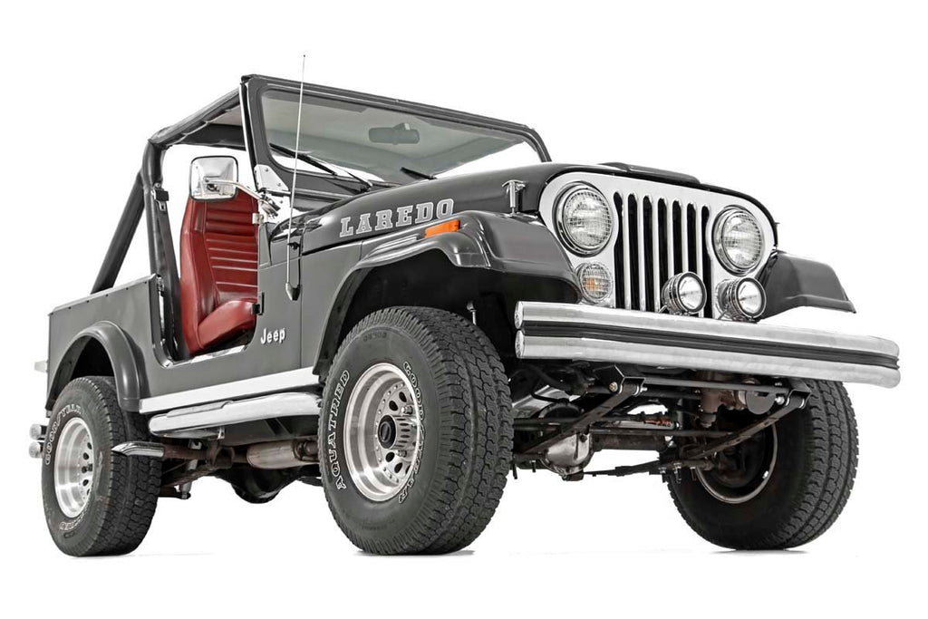 Rough Country Front Shackle Reversal Kit - Jeep CJ 7 4WD (1976-1986)