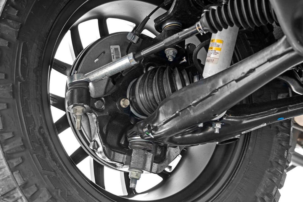 3.5 Inch Lift Kit - Cast Steel LCA - M1 Strut - Chevy GMC 1500