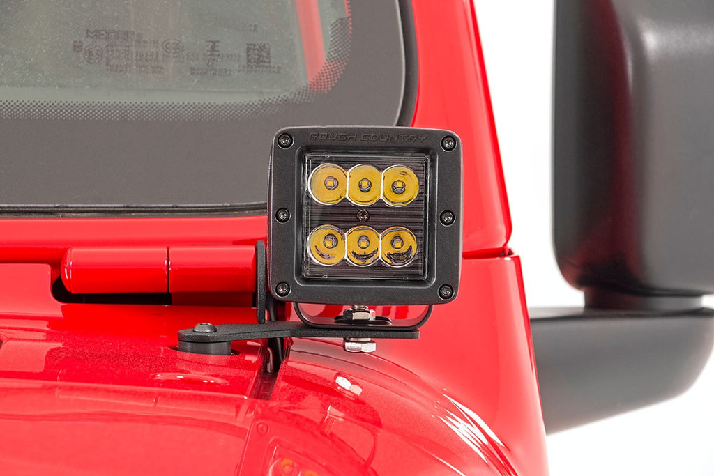 jl-2in-bs-cowl-mount-70052-install2_1_1.jpg