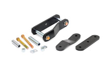 Load image into Gallery viewer, Rough Country Lift Shackles - Rear - 1.5 Inch - Nissan Frontier (05-23) Xterra (05-15)