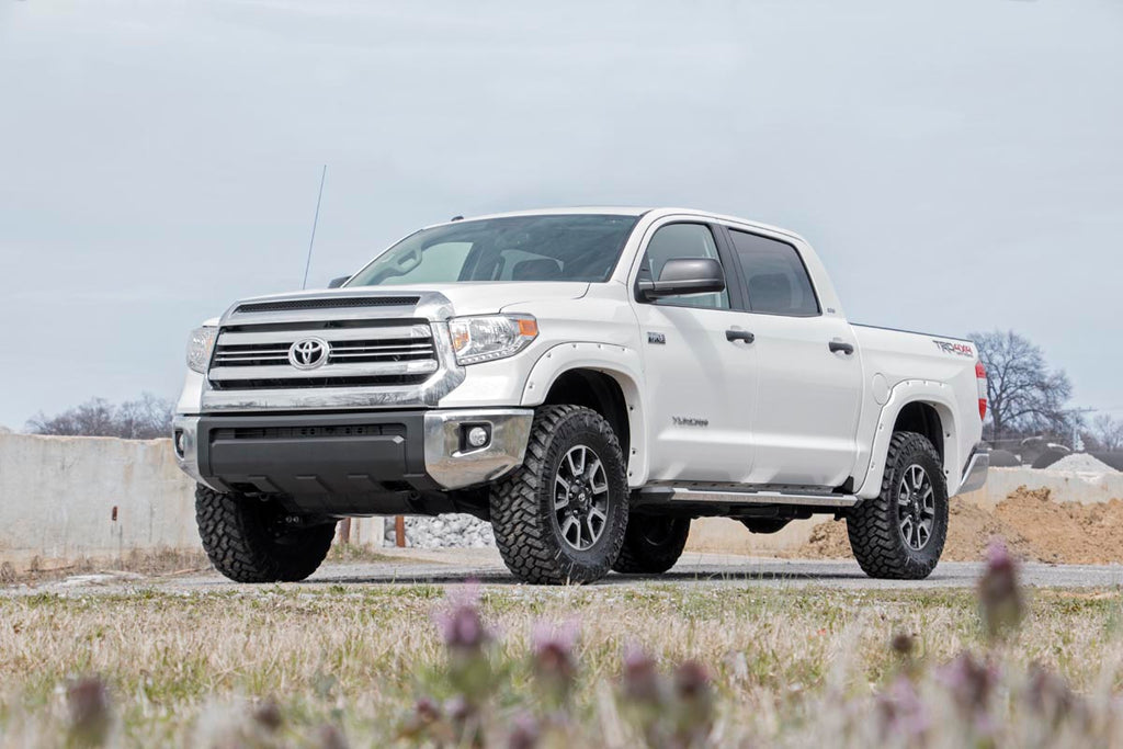 Rough Country 2.5-3 Inch Leveling Kit - Toyota Tundra 2WD 4WD (2007-2021)