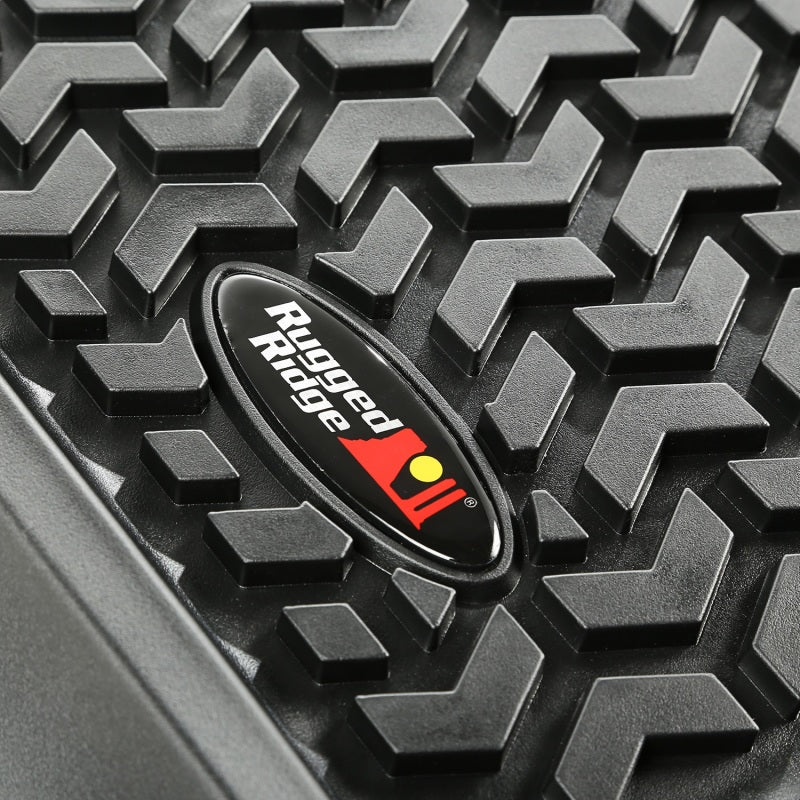 Rugged Ridge Floor Liner Rear Black Jeep Grand Cherokee WJ
