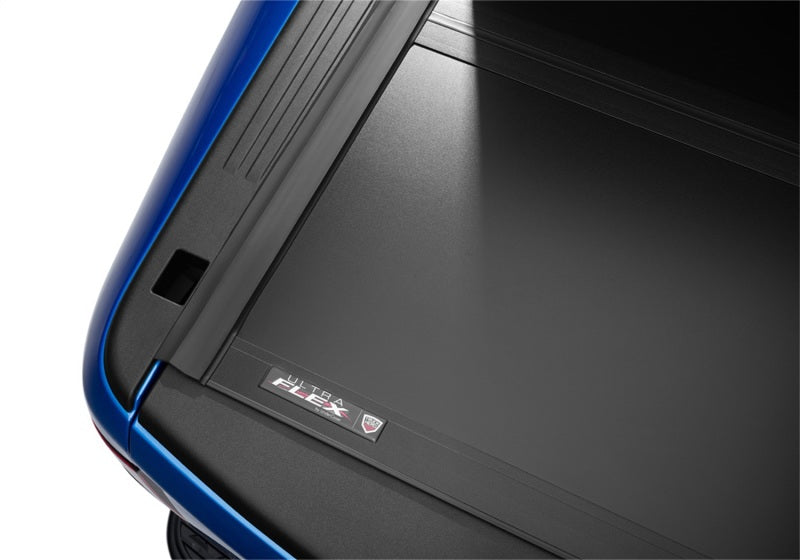 UnderCover Ram 1500 (w/o Rambox) (19+ Classic) 5.7ft Ultra Flex Bed Cover - Matte Black Finish