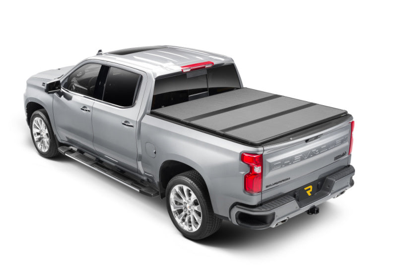 Extang 15-22 Chevy/GMC Canyon/Colorado (5ft. 2in. Bed) Solid Fold ALX