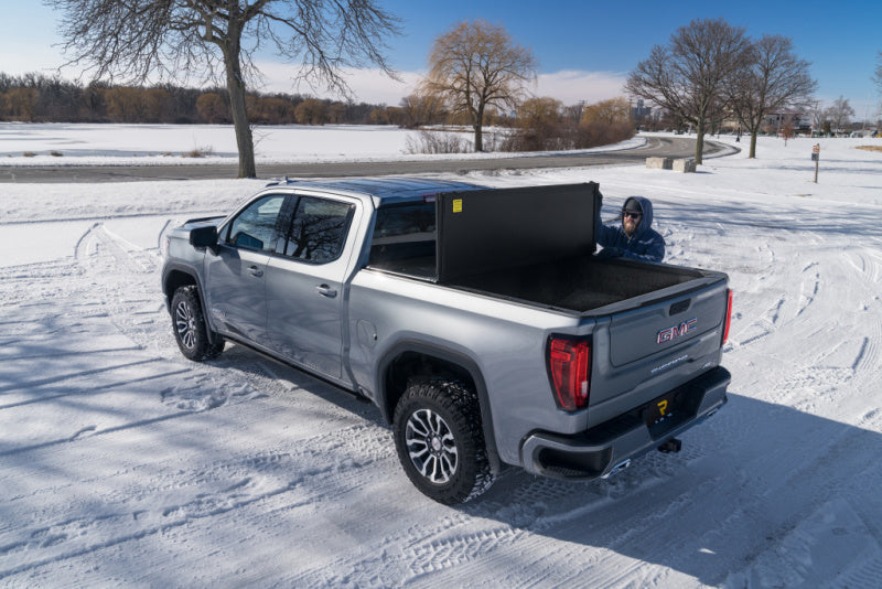 UnderCover Silverado / Sierra Limited/Legacy 5.5ft Triad Bed Cover