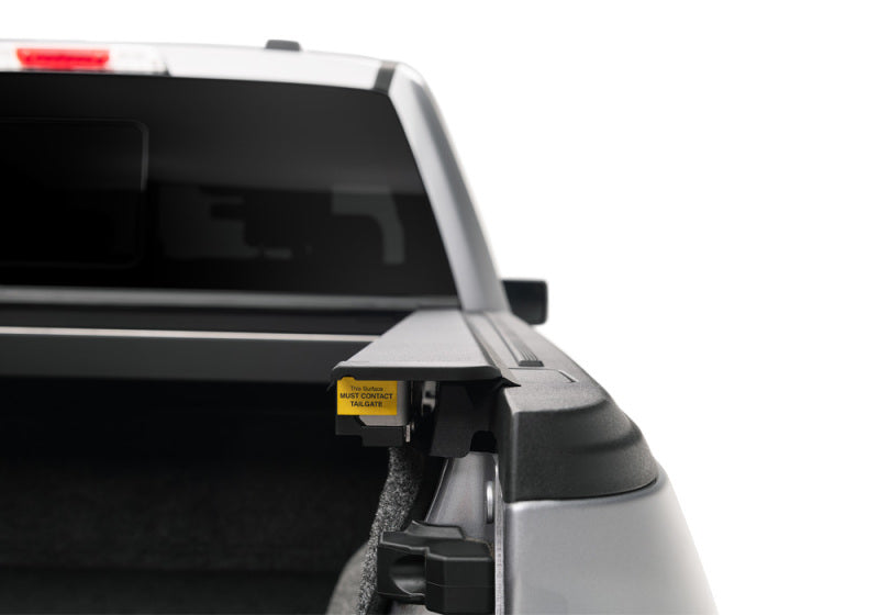 Roll-N-Lock Ford F-150 SB 77-3/8in A-Series Retractable Tonneau Cover