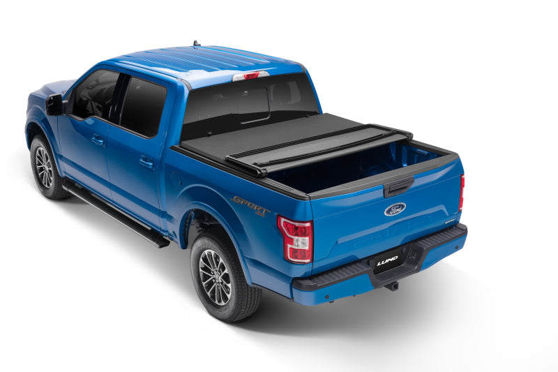 Lund Ford F-250 Super Duty (8ft. Bed) Genesis Elite Tri-Fold Tonneau Cover - Black