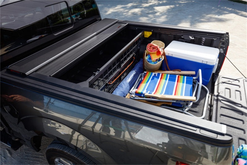 Roll-N-Lock Dodge Ram 1500 - 3500 76in E-Series Retractable Tonneau Cover