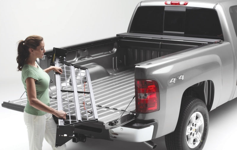 Roll-N-Lock 09-20 Suzuki Equator Extended Cab LB 72-3/8in Cargo Manager