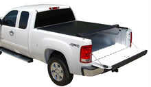 Load image into Gallery viewer, Tonno Pro 15+ Chevy Colorado 5ft Fleetside Lo-Roll Tonneau Cover