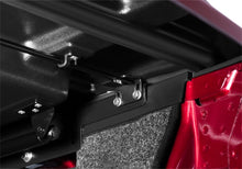 Load image into Gallery viewer, UnderCover Chevy Silverado 1500 5.8ft Lux Bed Cover - Satin Steel Metallic