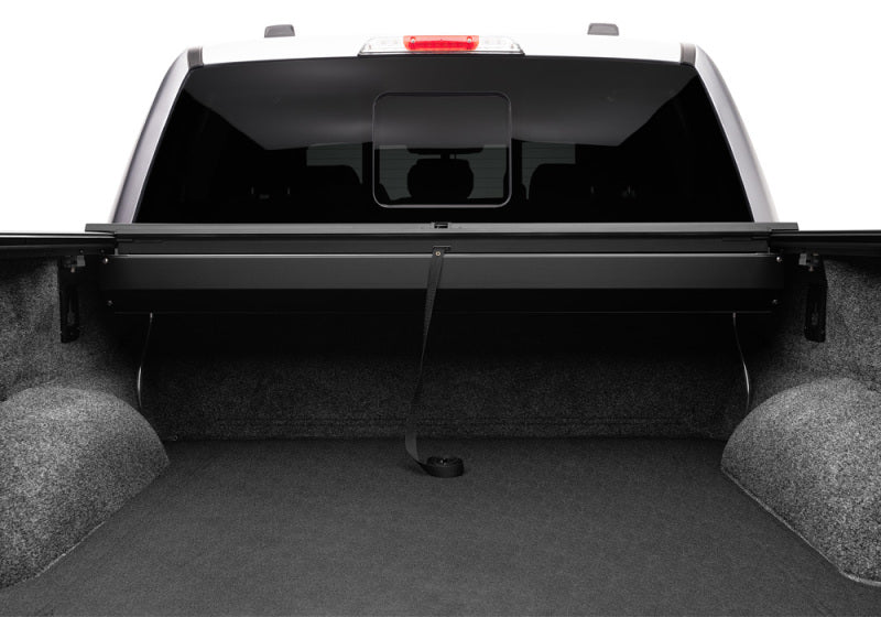 Roll-N-Lock Ford F-150 SB 77-3/8in A-Series Retractable Tonneau Cover
