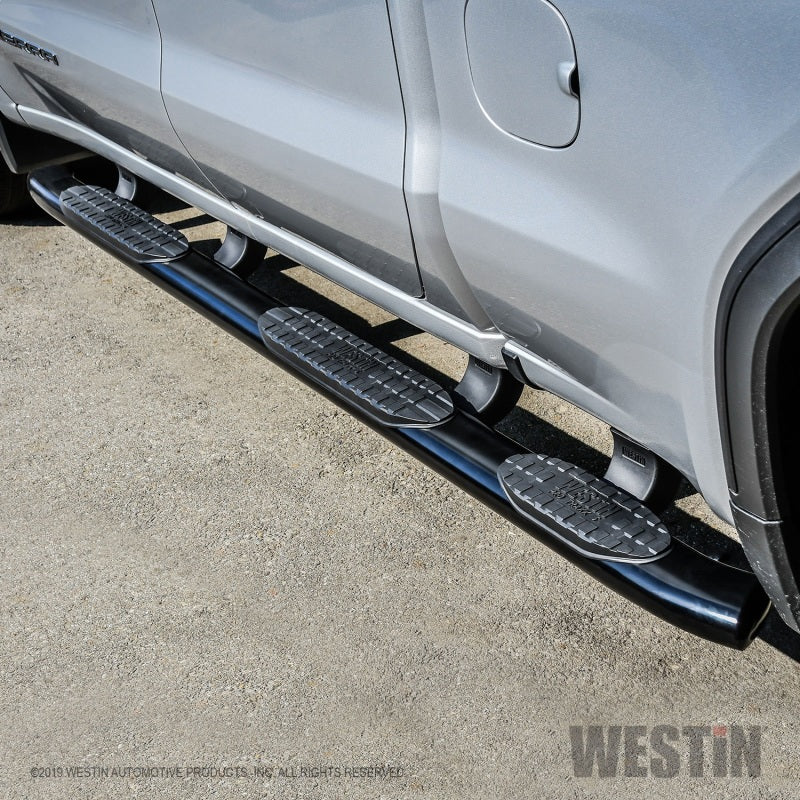 Westin Chevrolet Silverado Double Cab w/ 6.5in Bed PRO TRAXX 5 W2W Oval Nerf Step Bars - Black