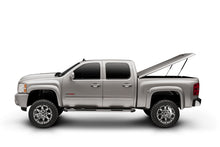 Load image into Gallery viewer, UnderCover Chevy Silverado 1500 5.8ft Lux Bed Cover - Satin Steel Metallic