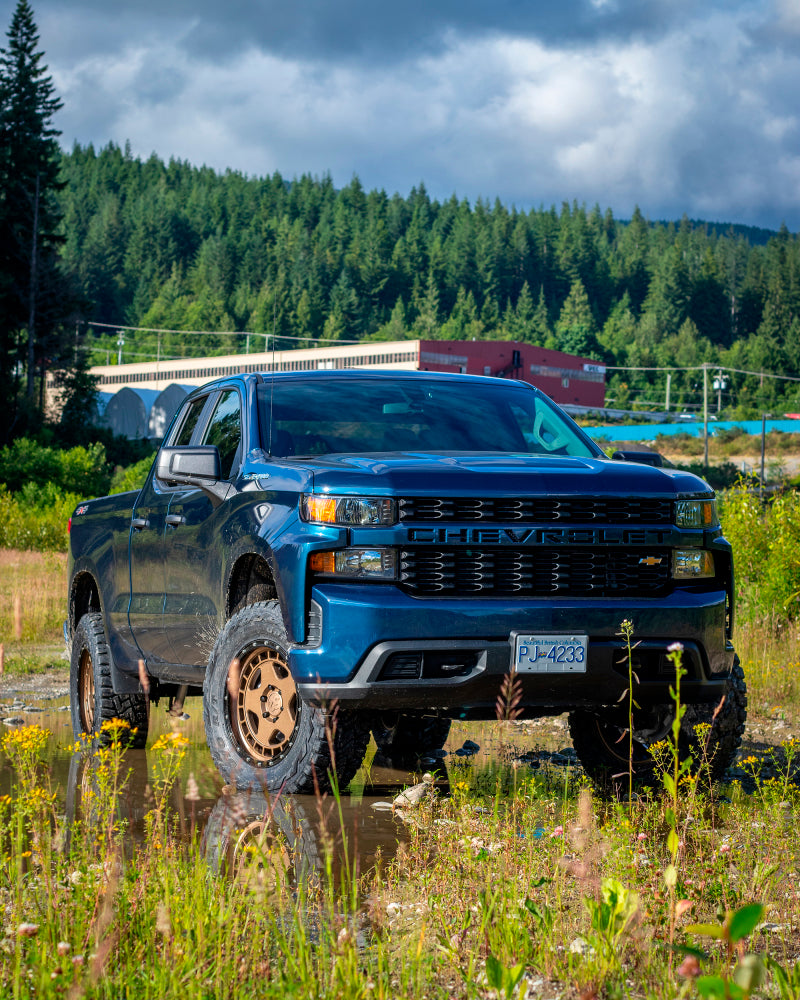 Belltech Chevrolet Silverado / Sierra 4wd 4in Lift Kit Shocks Only