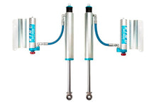 Load image into Gallery viewer, King Shocks Toyota Land Cruiser 80 Rear 2.5 Dia Remote Res Shock for 6in Lift w/Adj (Pair)