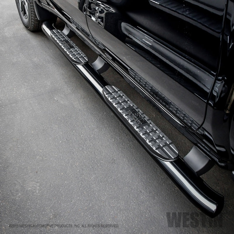 Westin 19+ Chevrolet/GMC Silverado/Sierra 1500 Double Cab PRO TRAXX 4 Oval Nerf Step Bars - Black
