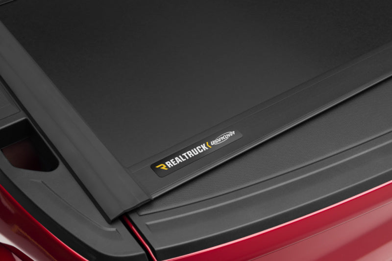 UnderCover Nissan Titan 6.5ft Ultra Flex Bed Cover - Matte Black Finish