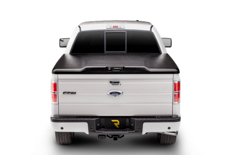 UnderCover GMC Sierra 1500 (w/o MultiPro TG) 5.8 ft Elite Bed Cover - Black Textured
