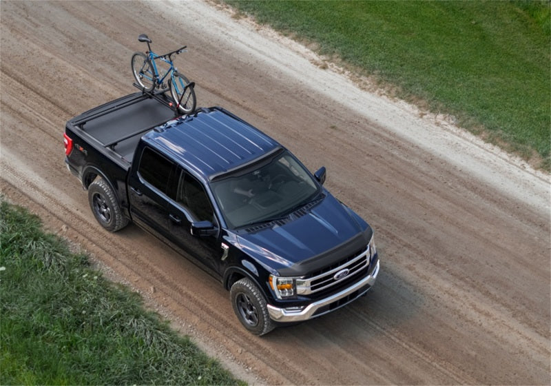 Roll-N-Lock Chevrolet Silverado 2500-3500 (78.9in. Bed) M-Series XT Retractable Tonneau Cover