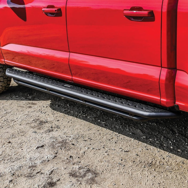 Westin 15+ Ford F-150 SuperCrew / 17-19 Ford F-250/350 Crew Cab Outlaw Nerf Step Bars