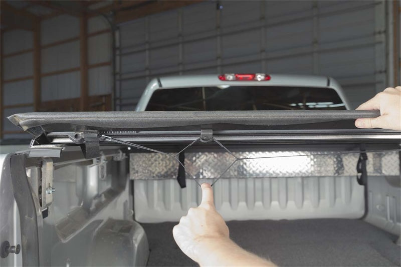 Access Lorado 99-07 Ford Super Duty 8ft Bed (Includes Dually) Roll-Up Cover