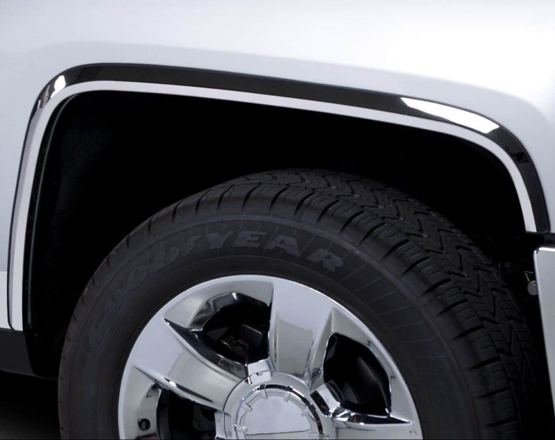 Putco Ford Crown Victoria - half Stainless Steel Fender Trim