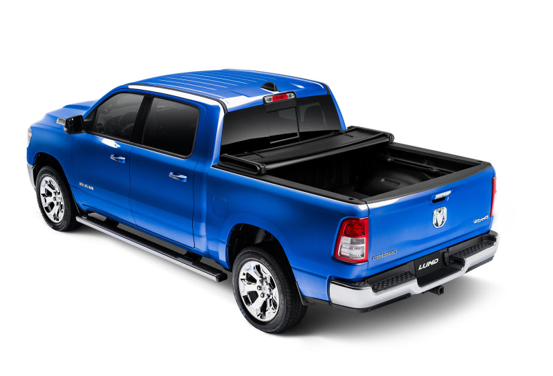 Lund Dodge Ram 1500 (5.5ft. Bed) Genesis Elite Tri-Fold Tonneau Cover - Black