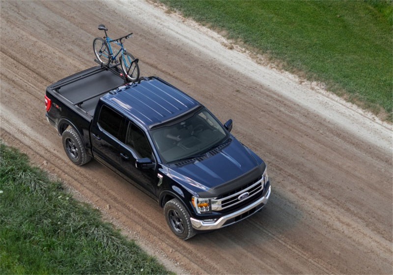 Roll-N-Lock Ford F150 (78.9in. Bed Length) M-Series XT Retractable Tonneau Cover