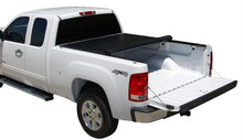 Load image into Gallery viewer, Tonno Pro 15+ Chevy Colorado 5ft Fleetside Lo-Roll Tonneau Cover