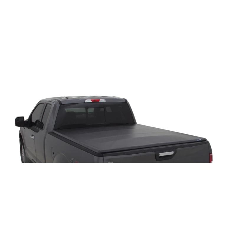 Lund Ford F-150 (6.5ft. Bed) Genesis Tri-Fold Tonneau Cover - Black