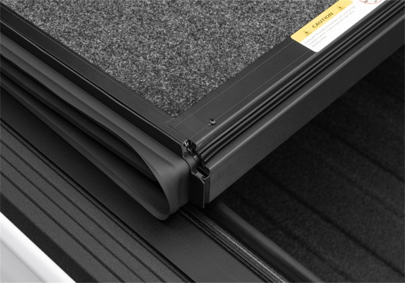 UnderCover Jeep Gladiator 5ft Ultra Flex Bed Cover - Matte Black Finish