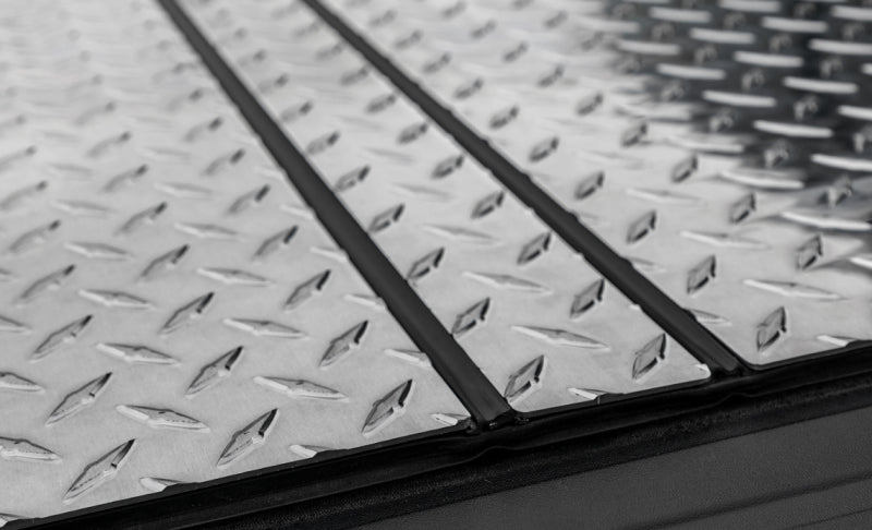 Access LOMAX Tri-Fold Cover 2022+ Nissan Frontier w/ 5ft Bed - Diamond Plate