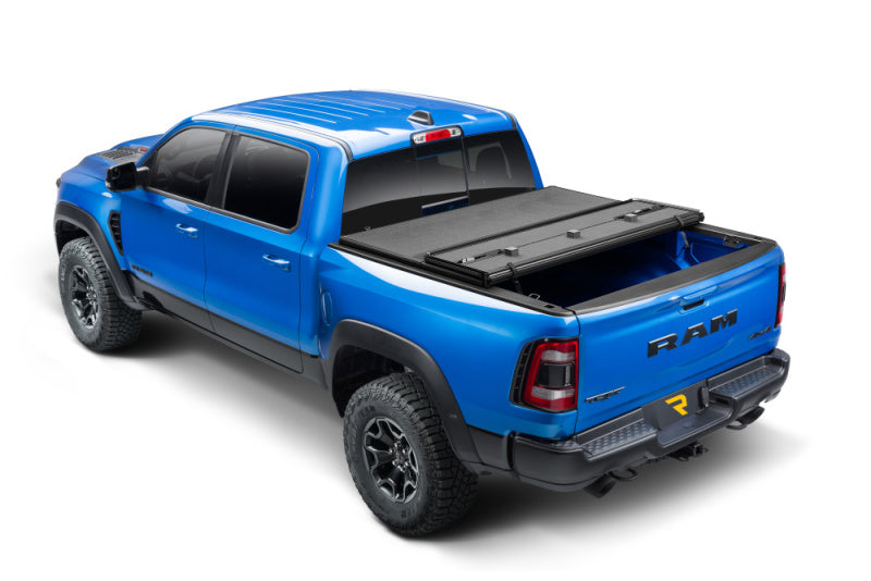 Extang 09-18 Dodge Ram / Classic 1500 / 2500/3500 (8ft. 2in. Bed) Solid Fold ALX