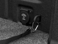 Load image into Gallery viewer, Roll-N-Lock Jeep Gladiator 5ft bed M-Series Retractable Tonneau Cover