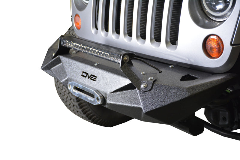 DV8 Offroad 07-18 Jeep Wrangler JK/JL Steel Stubby Front Bumper w/ Light Bracket & Winch Plate