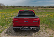 Load image into Gallery viewer, Truxedo 07-13 GMC Sierra &amp; Chevrolet Silverado 1500 5ft 8in Sentry Bed Cover