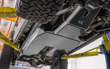 Load image into Gallery viewer, Rugged Ridge Jeep Wrangler JLU 4dr Alum. Skid Plate for Gas Tank/Exhaust - Tex. Blk