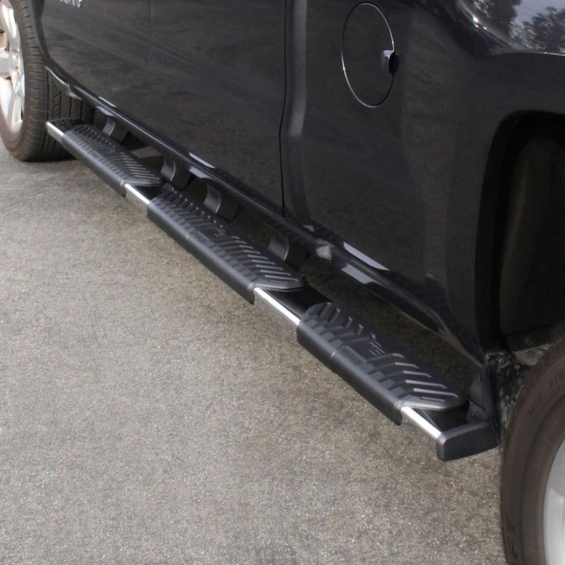 Westin 07+ Chevrolet Silverado 1500 CC 6.5ft Bed R5 M-Series W2W Nerf Step Bars - Blk